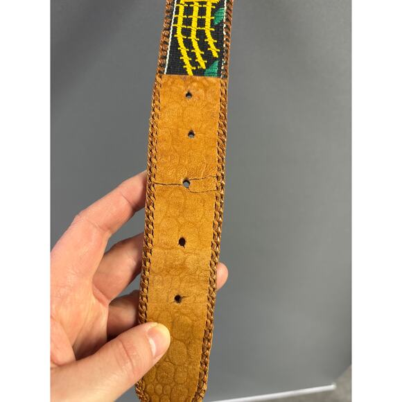Vintage Genuine Leather Southwestern Belt Embroidered flower and Bird Motifs.
